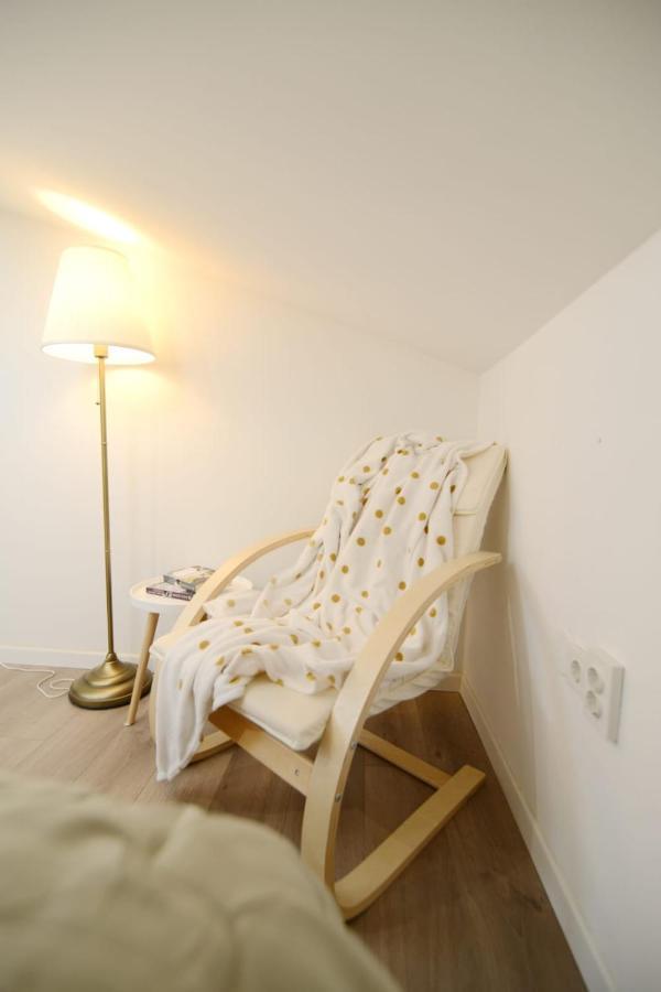 Iva'S Cosy Apartment, Sea View And Free Parking Zadar Exterior photo